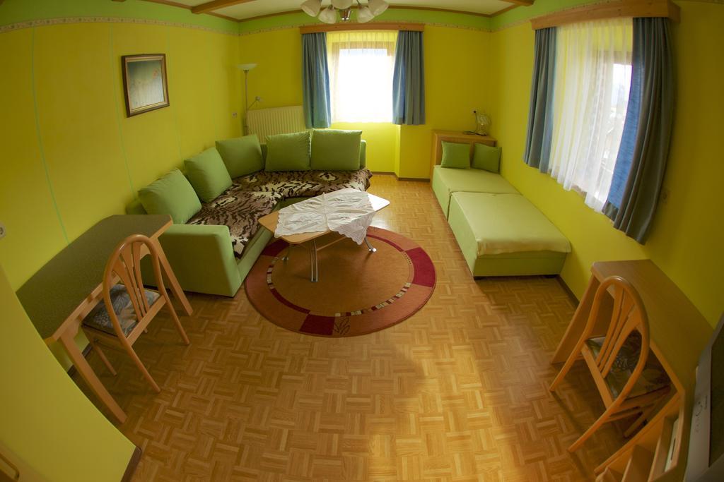 Appartamento Haus Stoeffler Reisach Camera foto