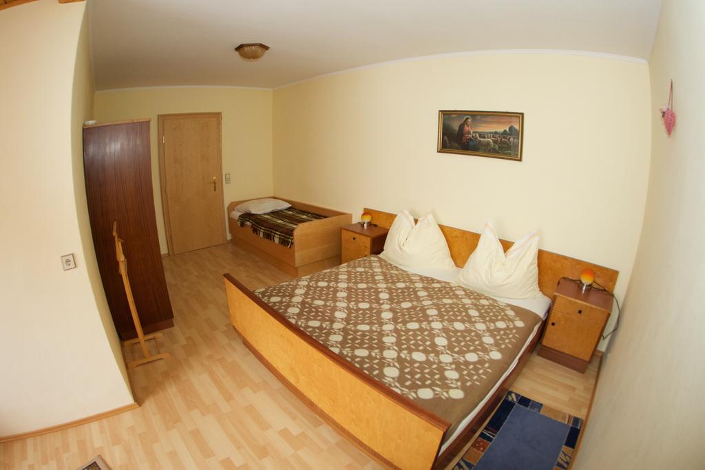 Appartamento Haus Stoeffler Reisach Camera foto